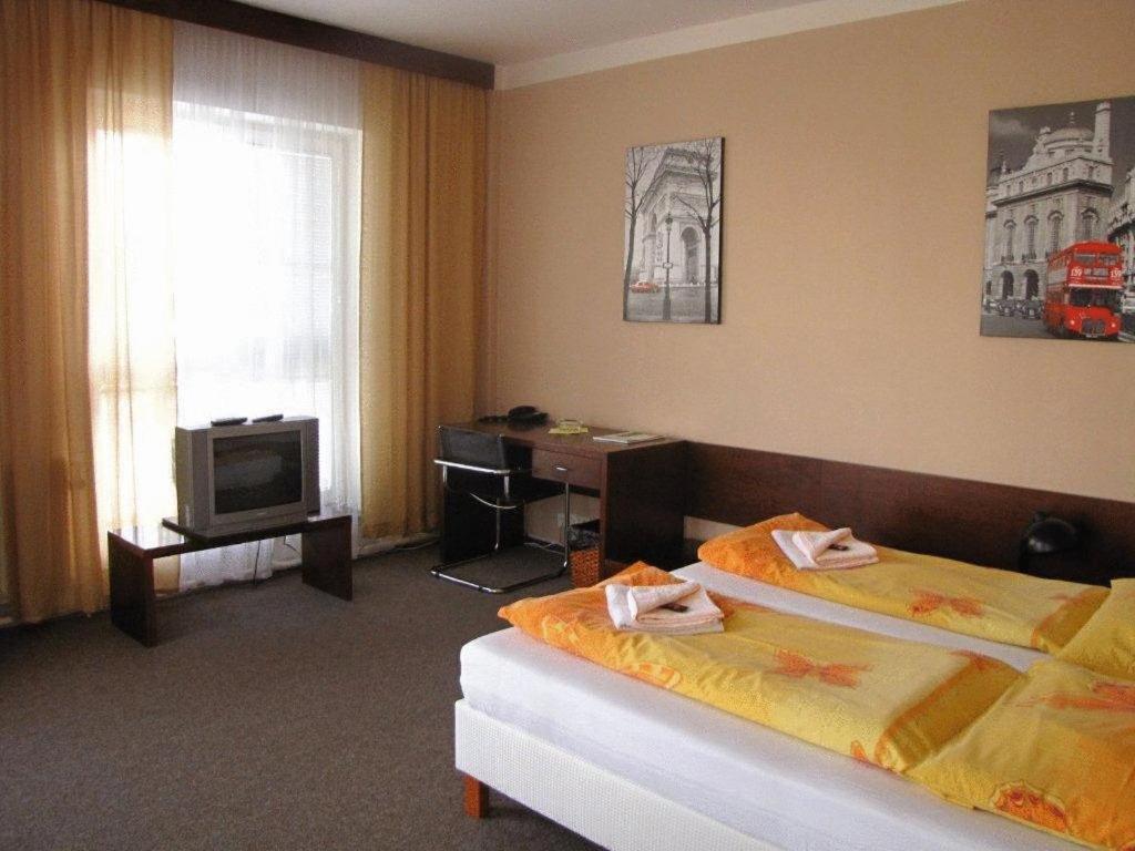 برنو Hotel Bila Ruze المظهر الخارجي الصورة