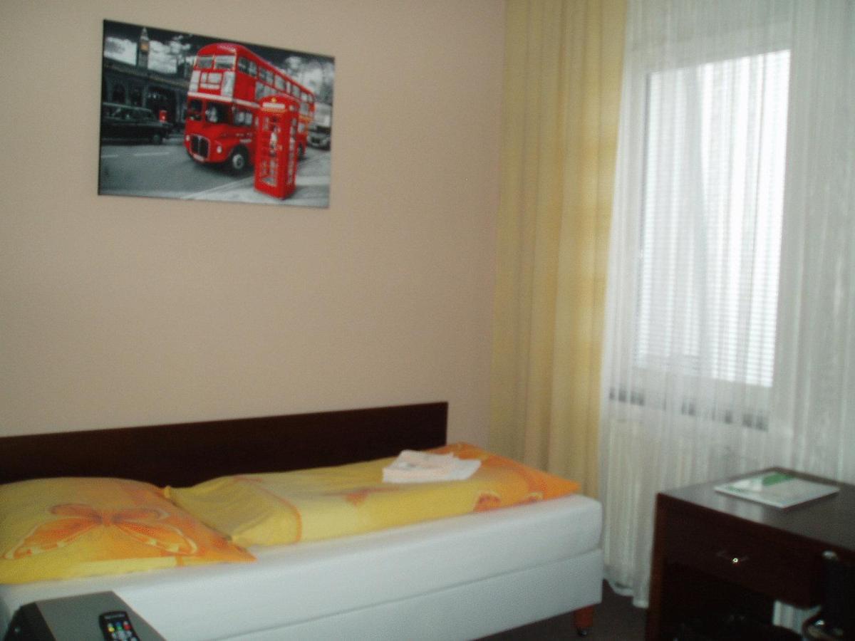 برنو Hotel Bila Ruze المظهر الخارجي الصورة