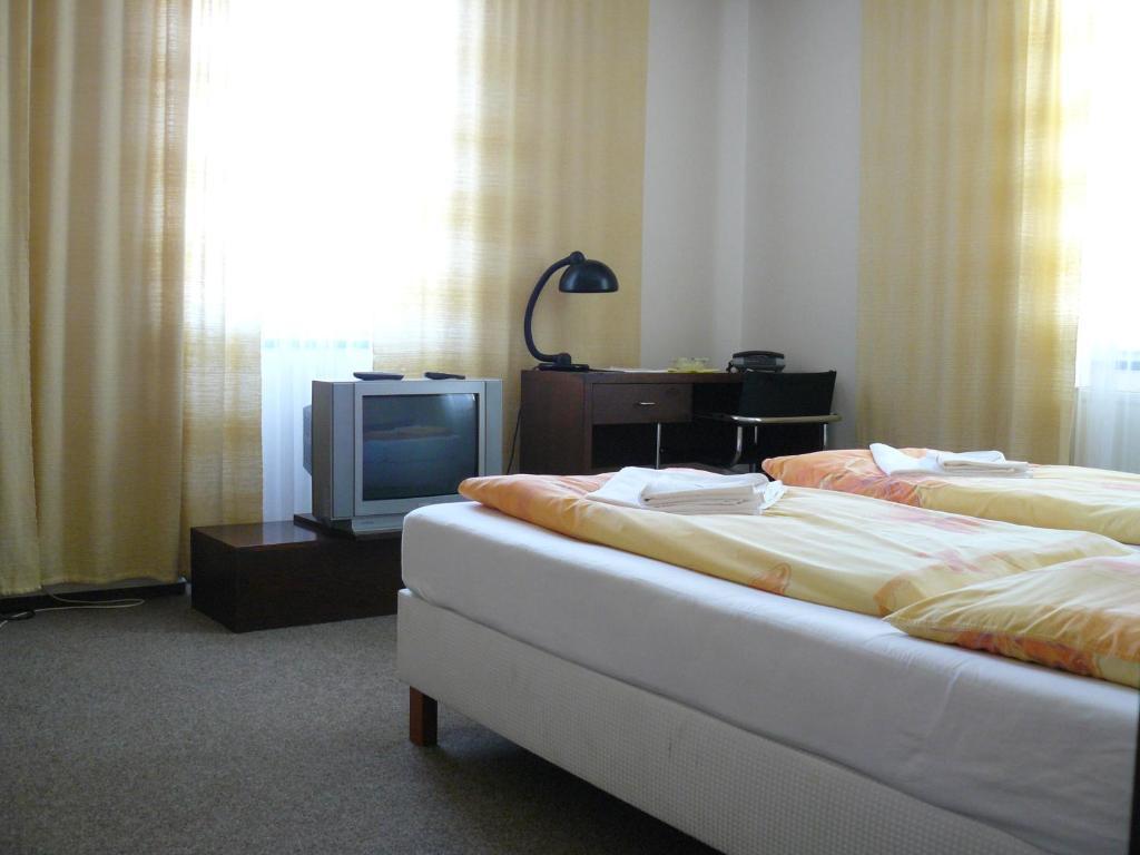 برنو Hotel Bila Ruze الغرفة الصورة