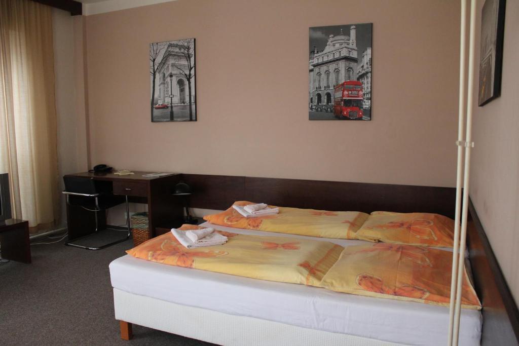 برنو Hotel Bila Ruze المظهر الخارجي الصورة