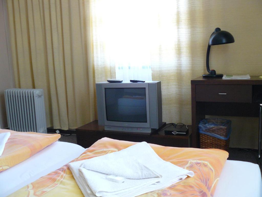 برنو Hotel Bila Ruze المظهر الخارجي الصورة
