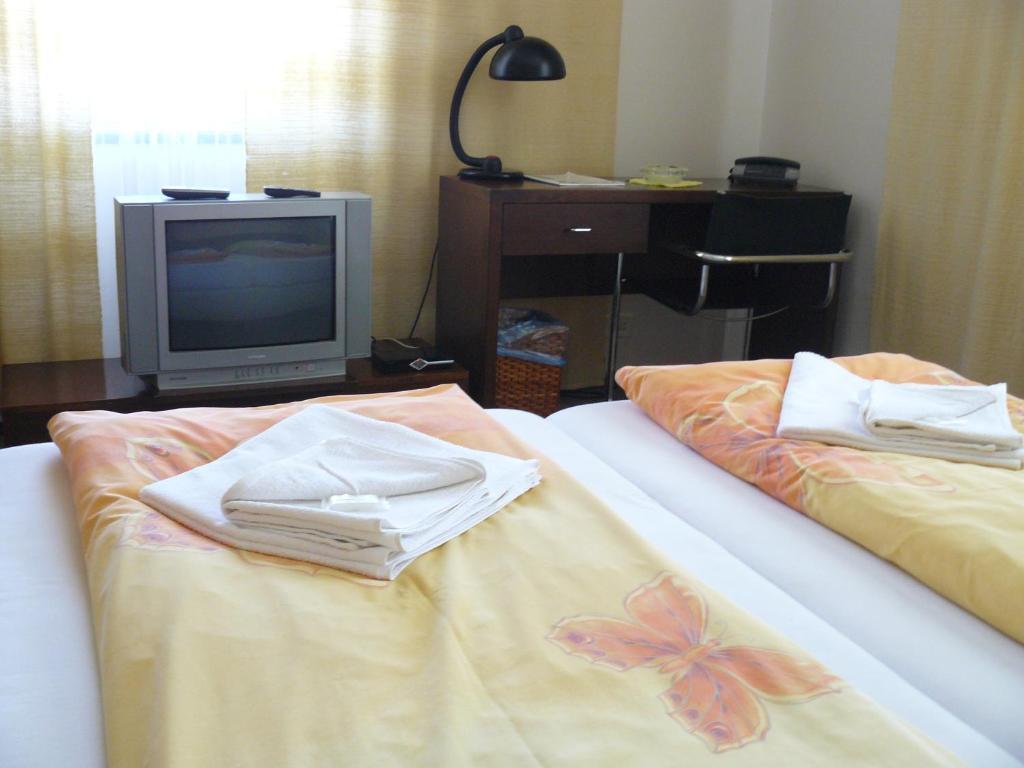 برنو Hotel Bila Ruze المظهر الخارجي الصورة